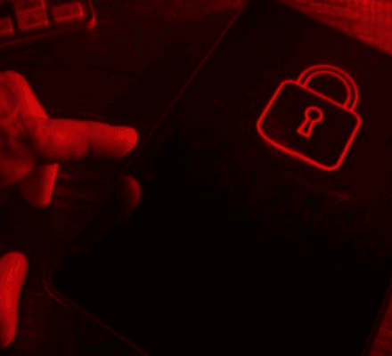 احذف هذه التطبيقات من هاتفك فهي تخفي فيروسات خطيرة
