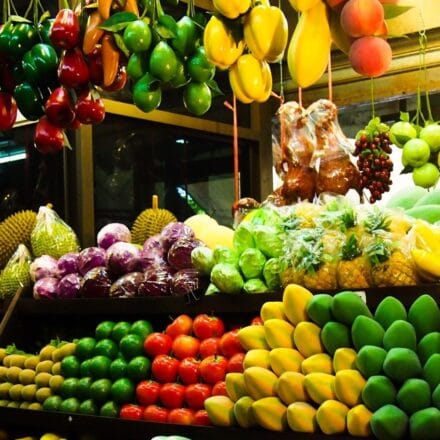 إلحقي خزني ياست البيت قبل رمضان.. أسعار الخضروات والفواكه اليوم في سوق العبور الجمعة 10 يناير 2025