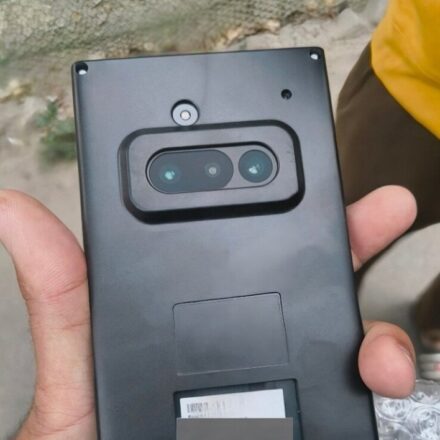 هاتف Nothing Phone (3a) كاميرات ثلاثة تسريب مبكر يكشف هاتف Nothing Phone (3a) بثلاث كاميرات