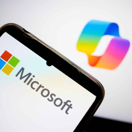 WhatsApp, Signal scam leads to Microsoft account hacks. How to spot it.