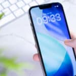 How To Actually Make Your iPhone's Lock Screen Clock Bigger