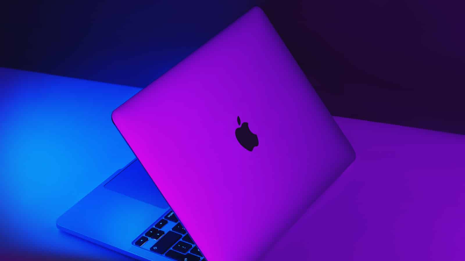How to Clean Your MacBook Screen Safely: A Step-by-Step Guide