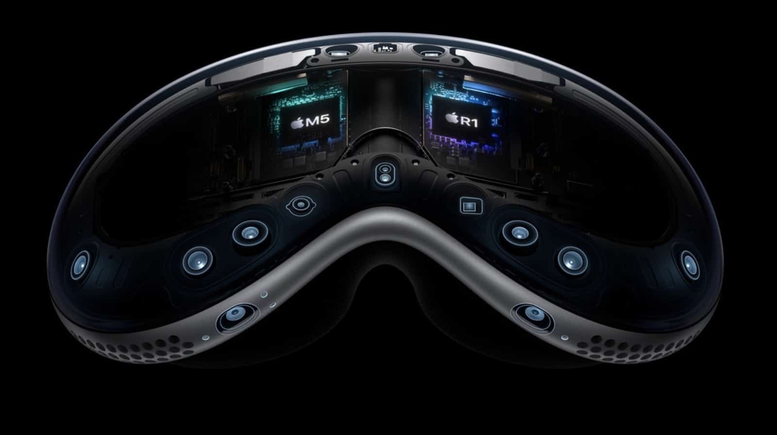 Apple Vision Pro M5 Review: Who Is This $3,500 Headset Really For?