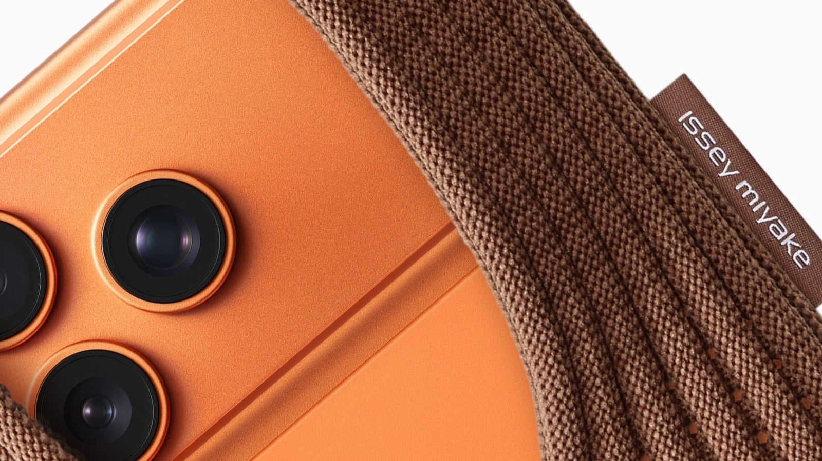 iPhone Pocket Hits Stores: Here’s How To Style It Right