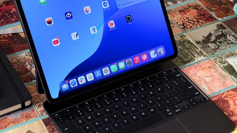 How to Identify and Adjust Your iPad Magic Keyboard Backlight