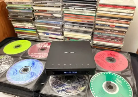 How DVDs Store Data: The Technology Behind Optical Discs